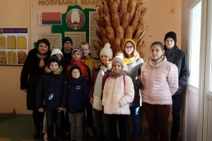 Экскурсия для воспитанников детских домов семейного типа в ОАО «Булочно-кондитерская компания «Домочай»