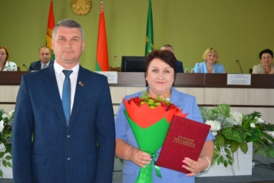 Светлана Корнеенко награждена Почетными грамотами райисполкома и облсовета