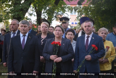 18   июня возле физкультурно­-оздоровительного комплекса был дан старт   водному походу I категории сложности, маршрут которого проходит по речке   Проня от д. Путьки Чаусского района до г. Славгорода. p original-font-size="16px" original-bor