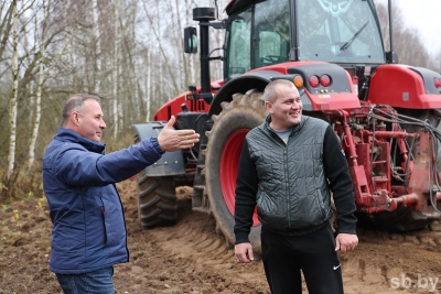 Мехотряды в Могилевской области помогают аграриям решать кадровый вопрос и соблюдать агротехнические сроки